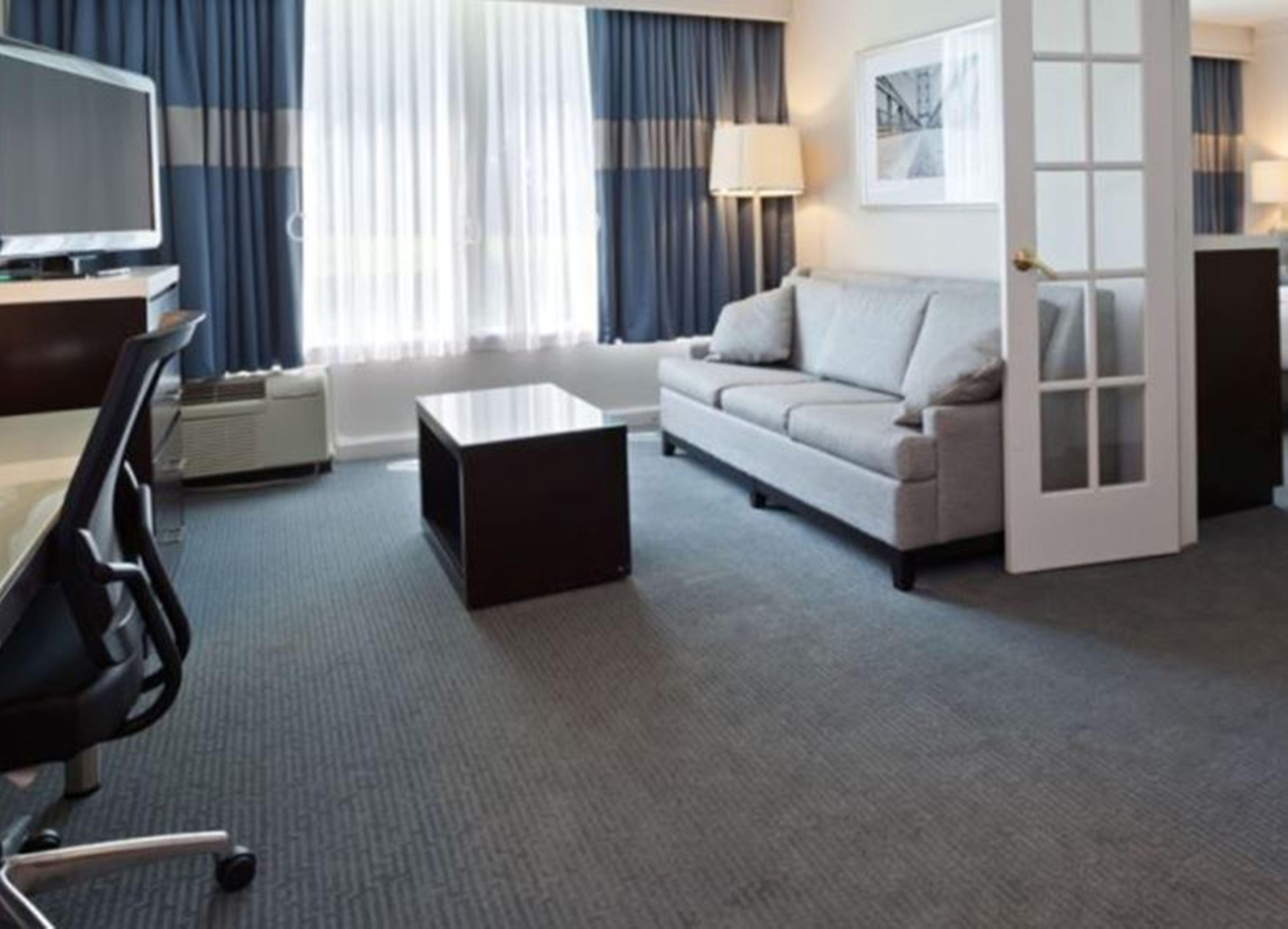 Holiday Inn Weirton-Steubenville Area Esterno foto