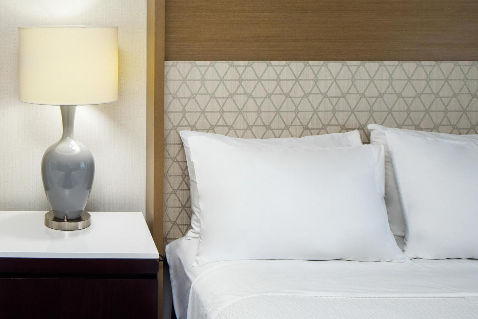 Holiday Inn Weirton-Steubenville Area Esterno foto