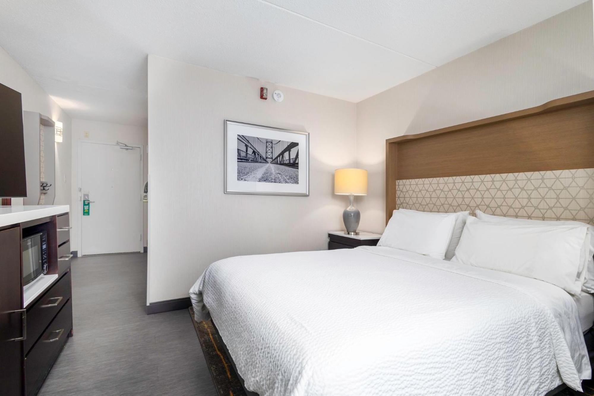 Holiday Inn Weirton-Steubenville Area Esterno foto